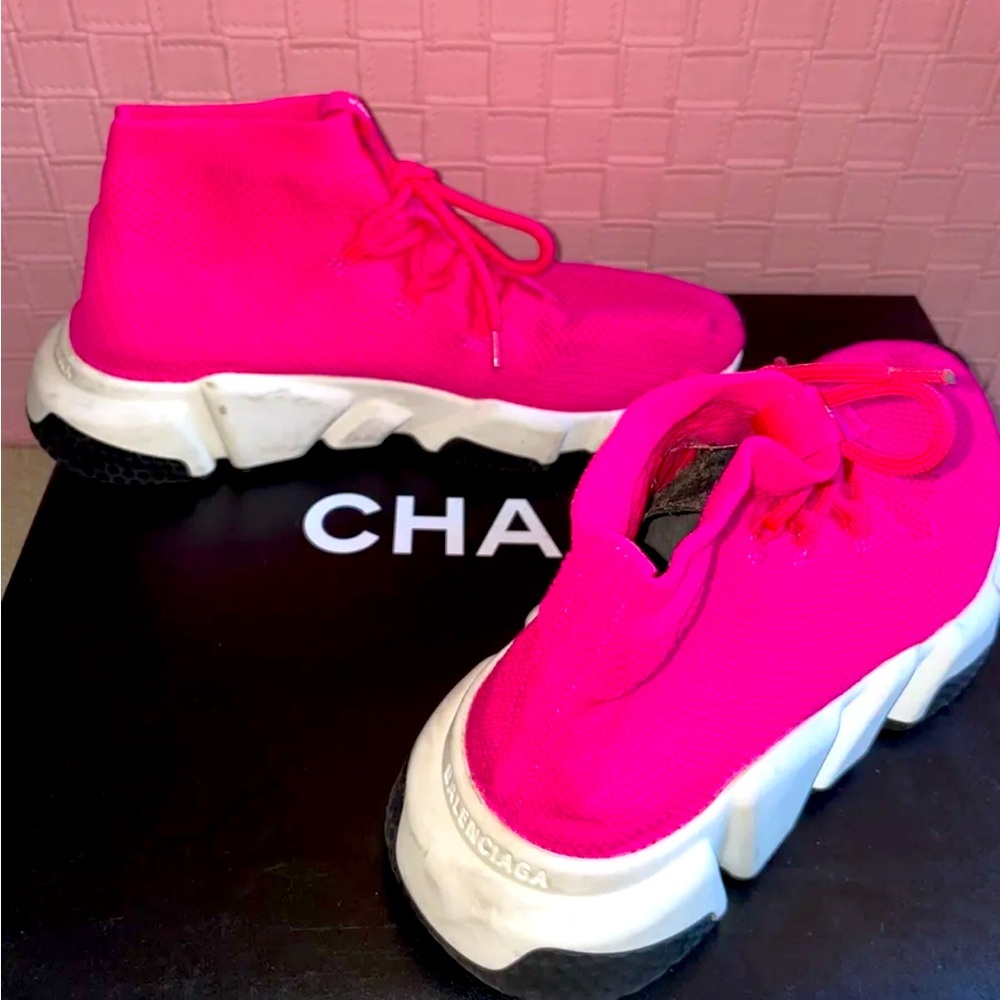 Balenciaga Women’s Speed 2.0 LT Fluo Pink Sneakers Size 38 Authentic